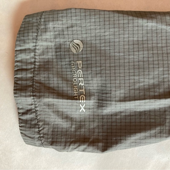 Outdoor Research Gray Packable Running Jacket Rain Wind Reflector (Size S) - Picture 4 of 16